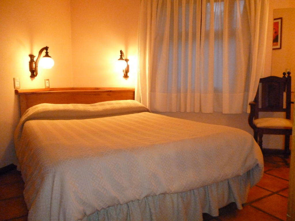 Aparthotel Melewe San Martín de los Andes Zimmer foto
