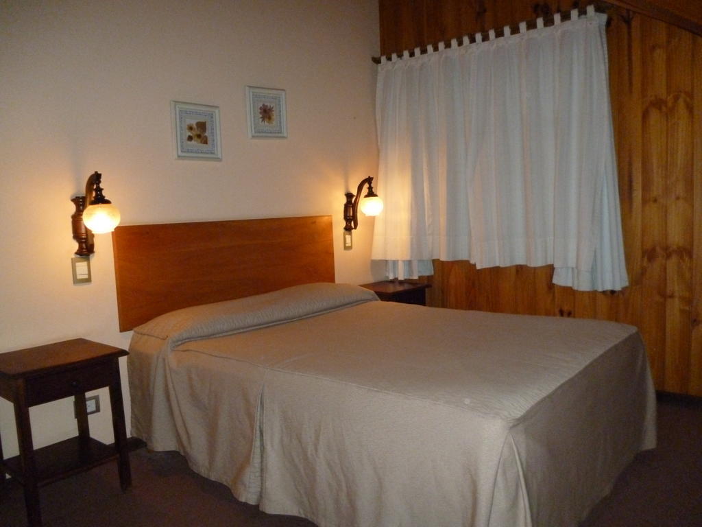 Aparthotel Melewe San Martín de los Andes Zimmer foto
